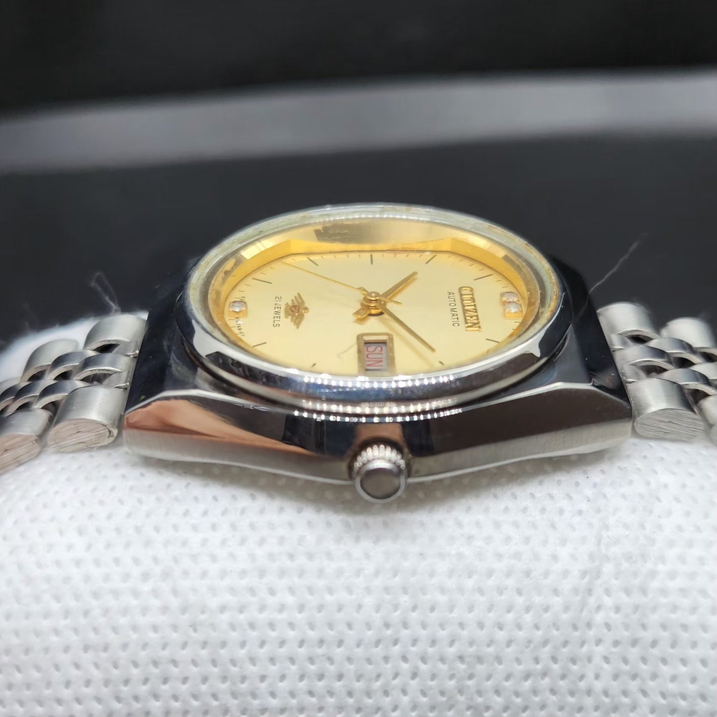 Vintage 1975 Original Citizen Automatic 8200 Gold Face 36MM case Day-Date Japanese Men's Wrist Watch CT58