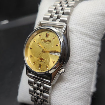 Vintage 1980 Original Citizen Automatic 8200 Gold Face 33MM case Day-Date Japanese Men's Wrist Watch CT59
