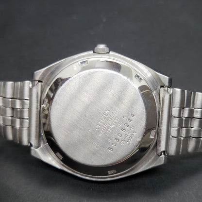 Vintage 1975 Original Citizen Automatic 8200 Gold Face 36MM case Day-Date Japanese Men's Wrist Watch CT61