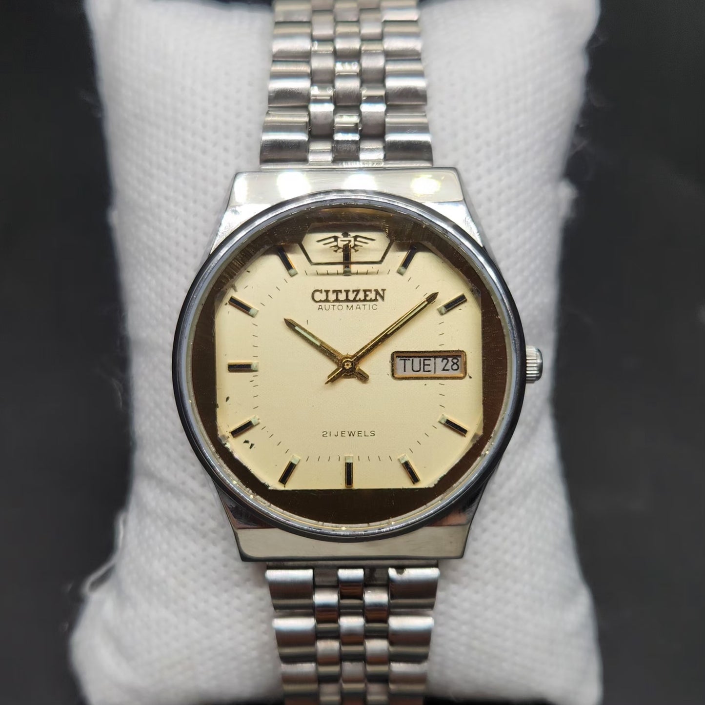 Vintage 1983 Original Citizen Automatic 8200 Gold Face 36MM case Day-Date Japanese Men's Wrist Watch CT62