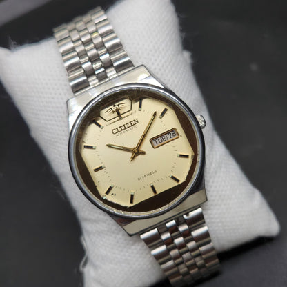 Vintage 1983 Original Citizen Automatic 8200 Gold Face 36MM case Day-Date Japanese Men's Wrist Watch CT62