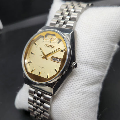 Vintage 1983 Original Citizen Automatic 8200 Gold Face 36MM case Day-Date Japanese Men's Wrist Watch CT62