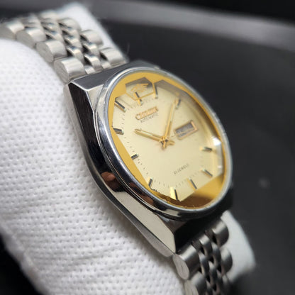 Vintage 1983 Original Citizen Automatic 8200 Gold Face 36MM case Day-Date Japanese Men's Wrist Watch CT62