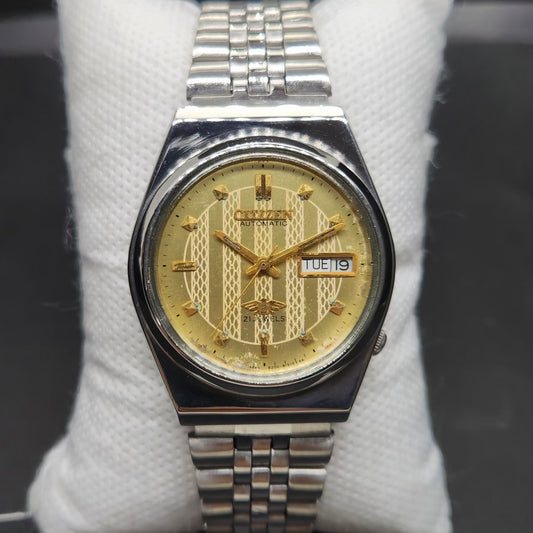 Vintage 1980 Original Citizen Automatic 8200 Gold Face 35MM case Day-Date Japanese Men's Wrist Watch CT63