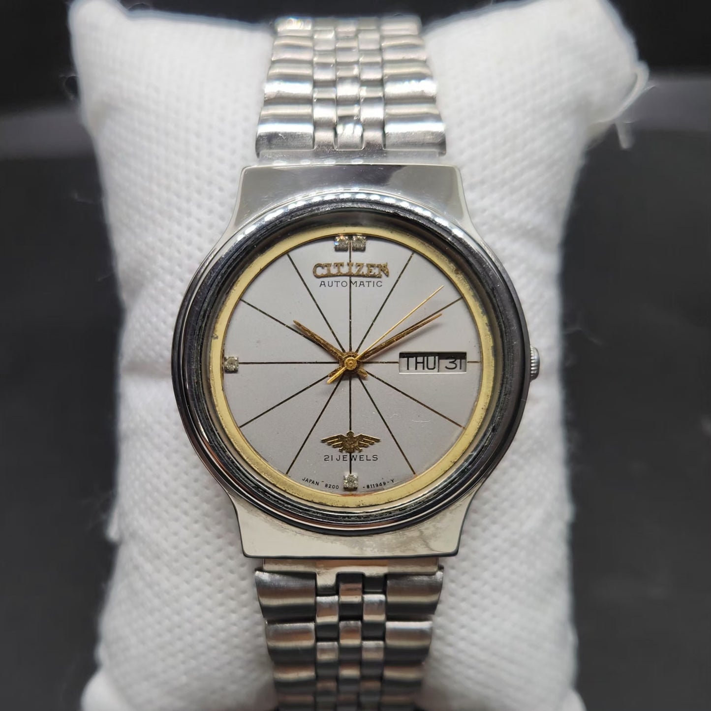 Vintage 1974 Original Citizen Automatic 8200 Silver Face 35MM case Day-Date Japanese Men's Wrist Watch CT64
