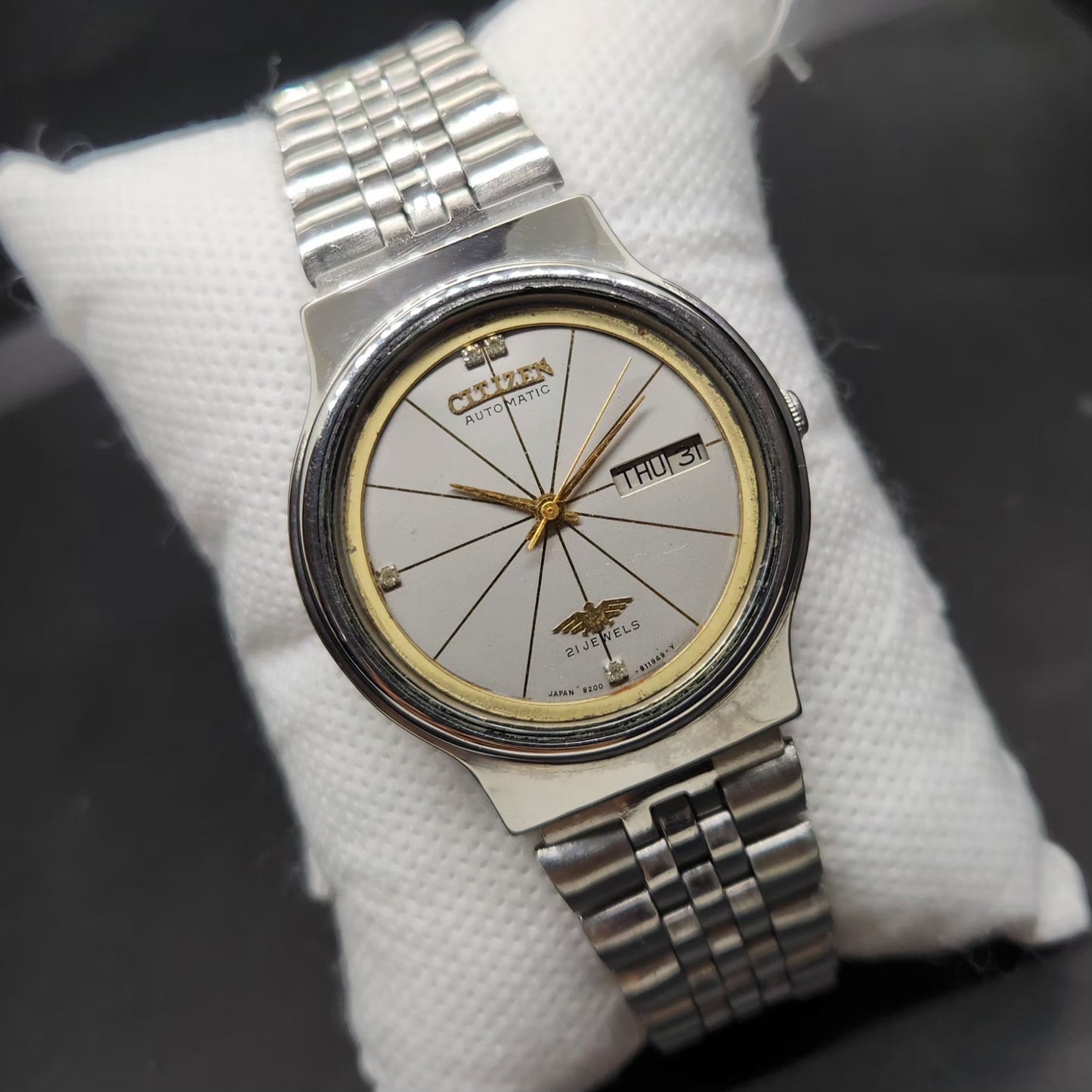Vintage 1974 Original Citizen Automatic 8200 Silver Face 35MM case Day-Date Japanese Men's Wrist Watch CT64