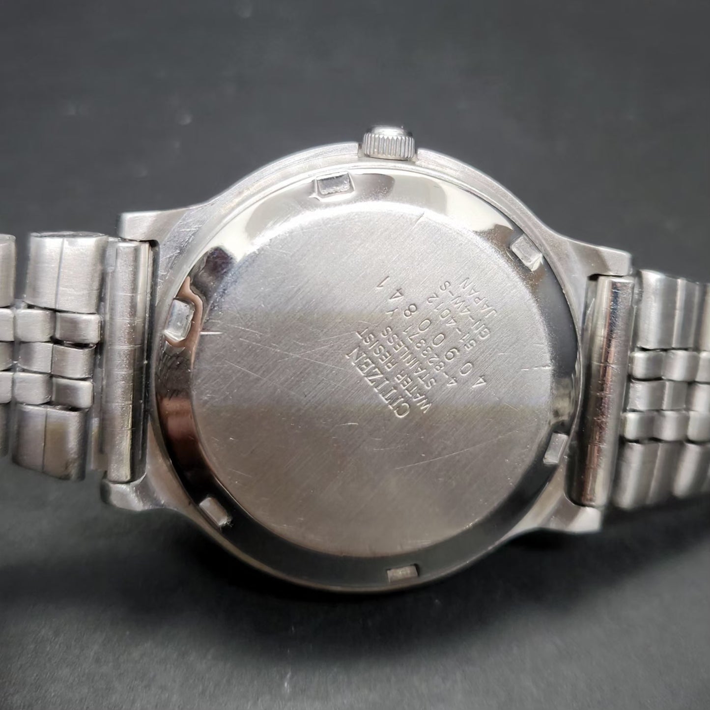 Vintage 1974 Original Citizen Automatic 8200 Silver Face 35MM case Day-Date Japanese Men's Wrist Watch CT64