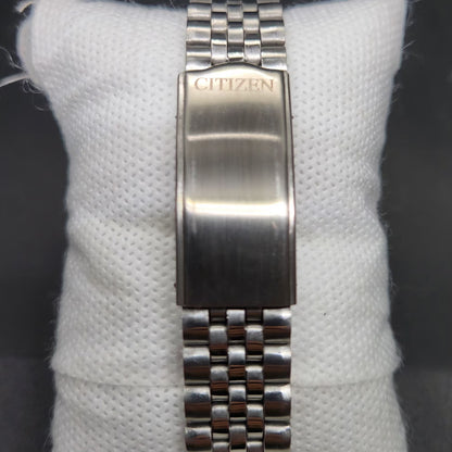 Vintage 1976 Original Citizen Automatic 8200 Grey Face 37MM case Day-Date Japanese Men's Wrist Watch CT65