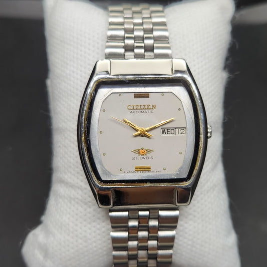 Vintage 1974 Original Citizen Automatic 8200 Grey Face 34MM case Day-Date Japanese Men's Wrist Watch CT67