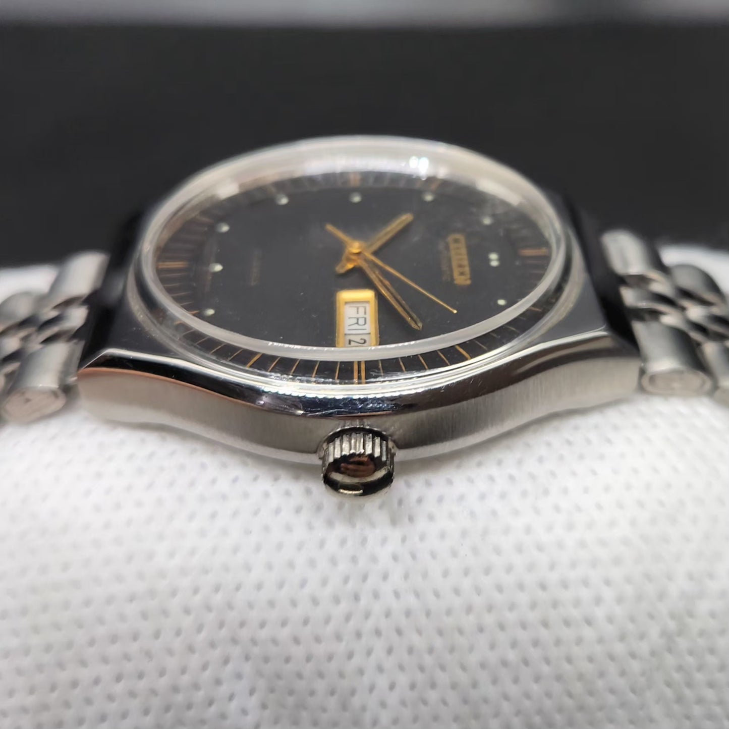 Vintage 1978 Original Citizen Automatic 8200 Black Face 37MM case Day-Date Japanese Men's Wrist Watch CT69