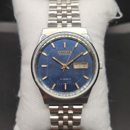 Vintage 1981 Original Citizen Automatic 8200 Blue Face 36MM case Day-Date Japanese Men's Wrist Watch CT70