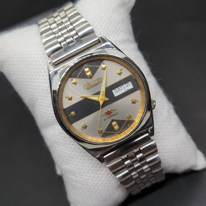 Vintage 1981 Original Citizen Automatic 8200 Gold Face 34MM case Day-Date Japanese Men's Wrist Watch CT71