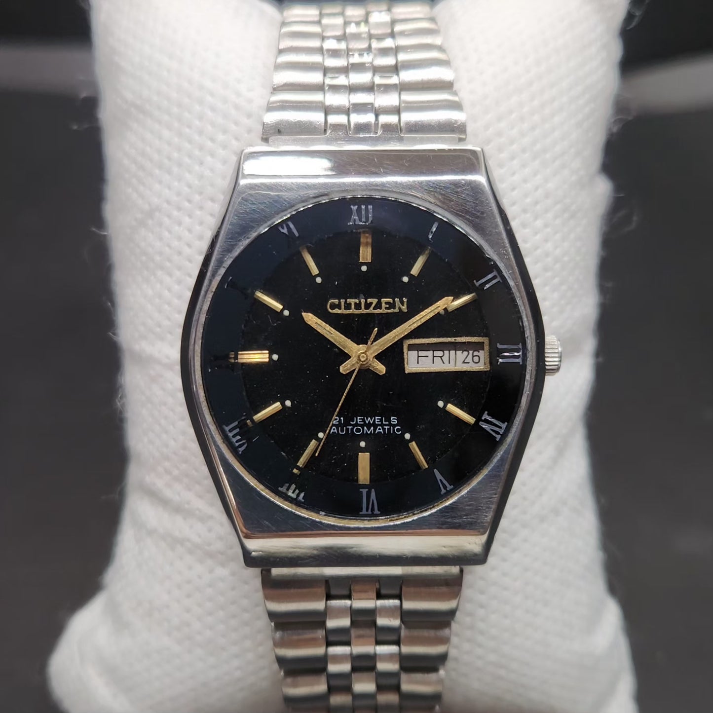 Vintage 1974 Original Citizen Automatic 8200 Grey Face 34MM case Day-Date Japanese Men's Wrist Watch CT72