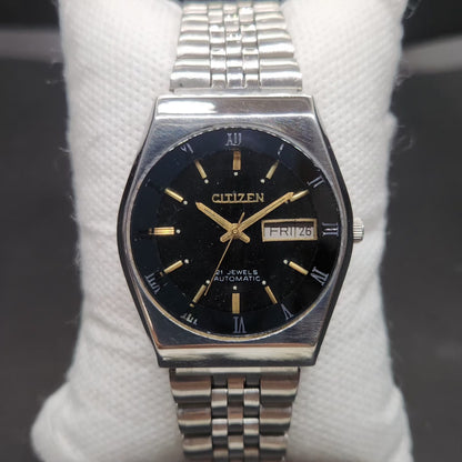 Vintage 1974 Original Citizen Automatic 8200 Grey Face 34MM case Day-Date Japanese Men's Wrist Watch CT72