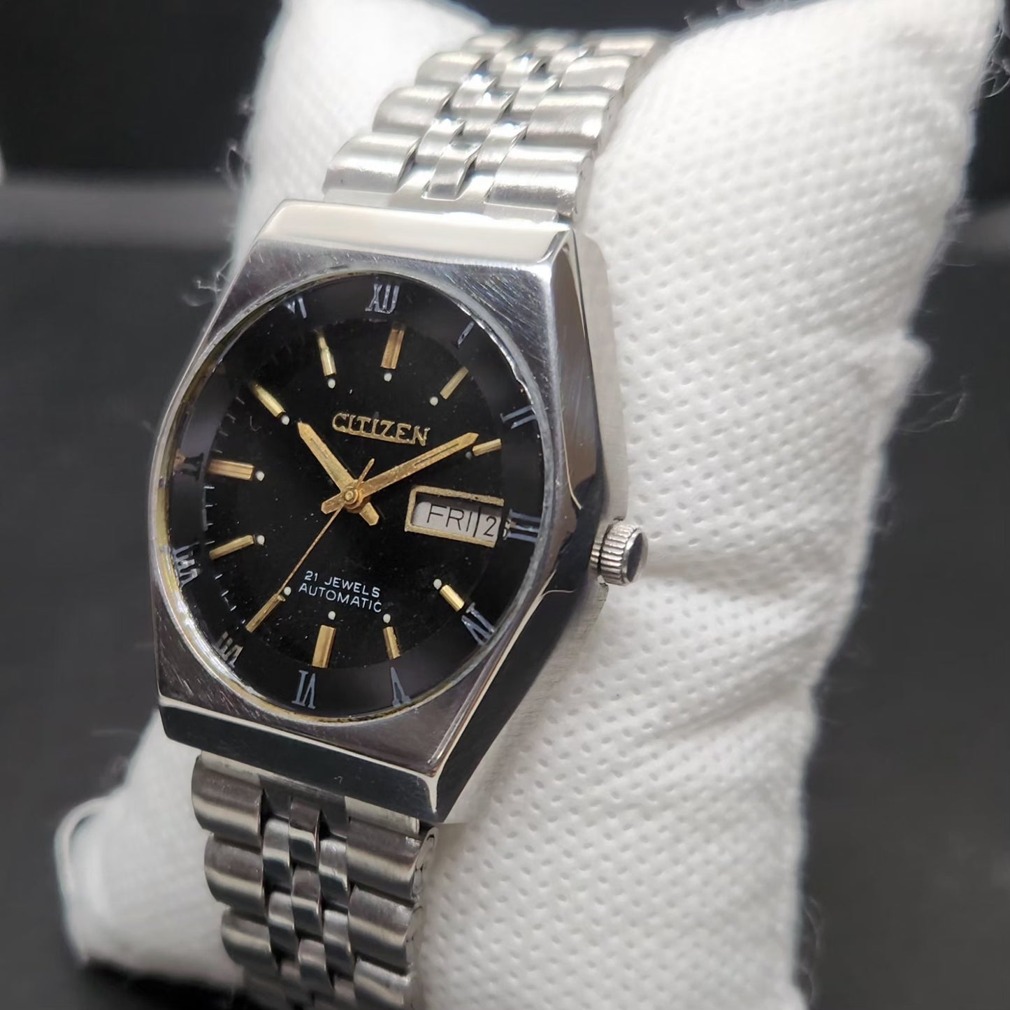 Vintage 1974 Original Citizen Automatic 8200 Grey Face 34MM case Day-Date Japanese Men's Wrist Watch CT72