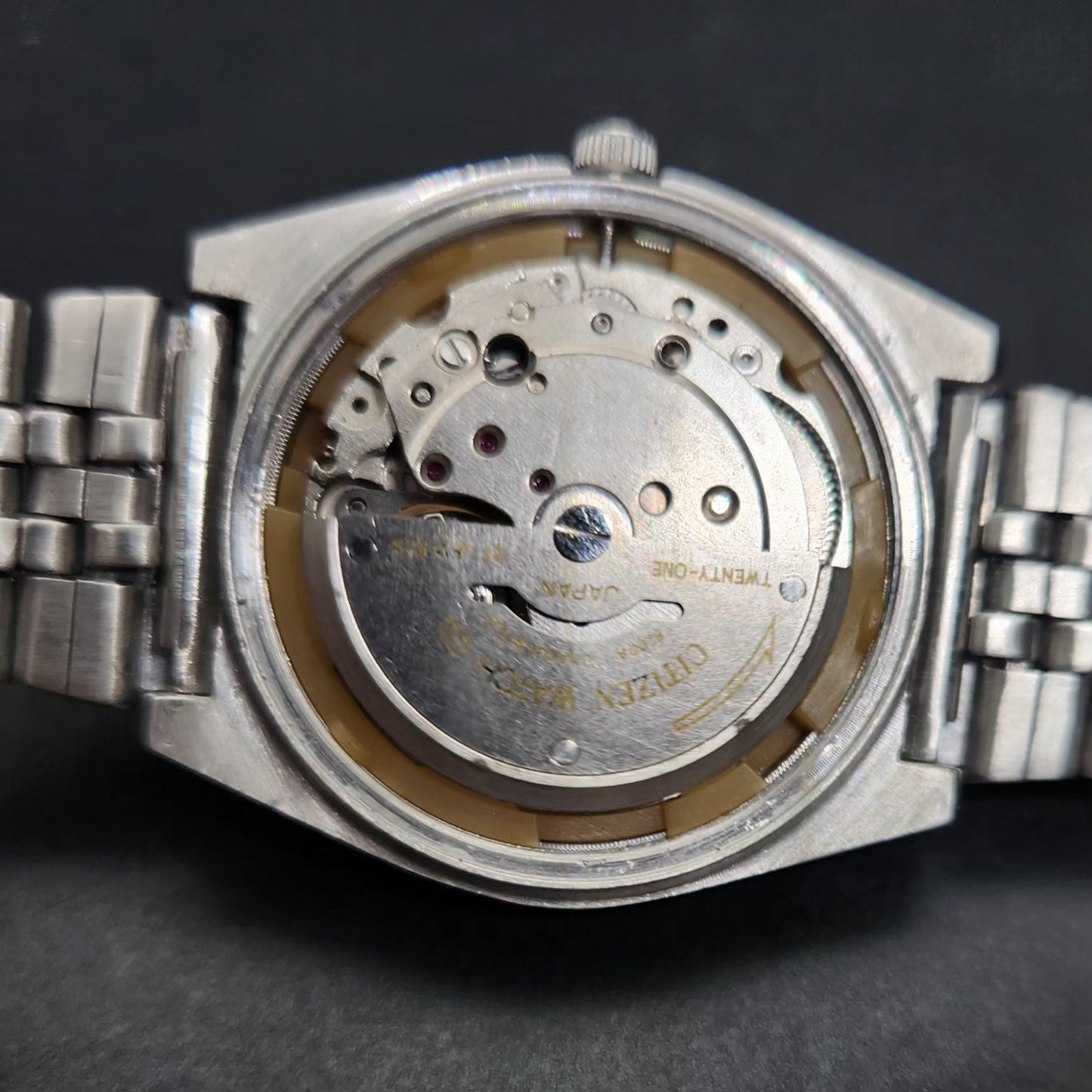 Vintage 1974 Original Citizen Automatic 8200 Grey Face 34MM case Day-Date Japanese Men's Wrist Watch CT72