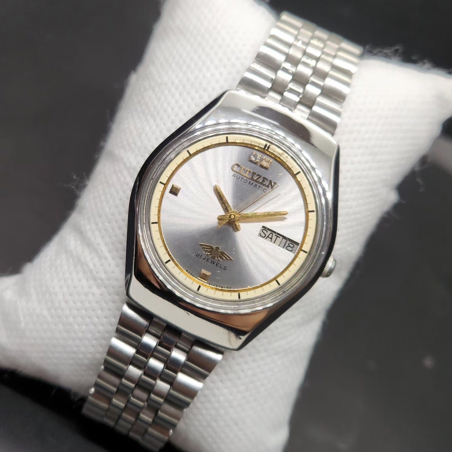 Vintage 1977 Original Citizen Automatic 8200 Silver Face 34MM case Day-Date Japanese Men's Wrist Watch CT74