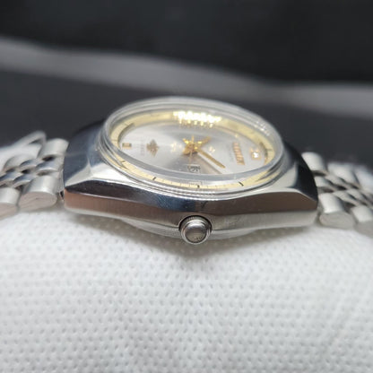Vintage 1977 Original Citizen Automatic 8200 Silver Face 34MM case Day-Date Japanese Men's Wrist Watch CT74