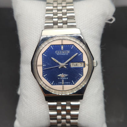 Vintage 1979 Original Citizen Automatic 8200 Blue Face 35MM case Day-Date Japanese Men's Wrist Watch CT76