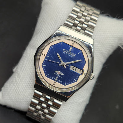 Vintage 1979 Original Citizen Automatic 8200 Blue Face 35MM case Day-Date Japanese Men's Wrist Watch CT76