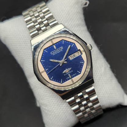 Vintage 1979 Original Citizen Automatic 8200 Blue Face 35MM case Day-Date Japanese Men's Wrist Watch CT76
