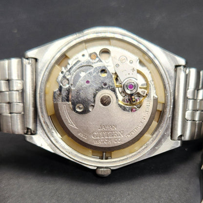 Vintage 1979 Original Citizen Automatic 8200 Blue Face 35MM case Day-Date Japanese Men's Wrist Watch CT76