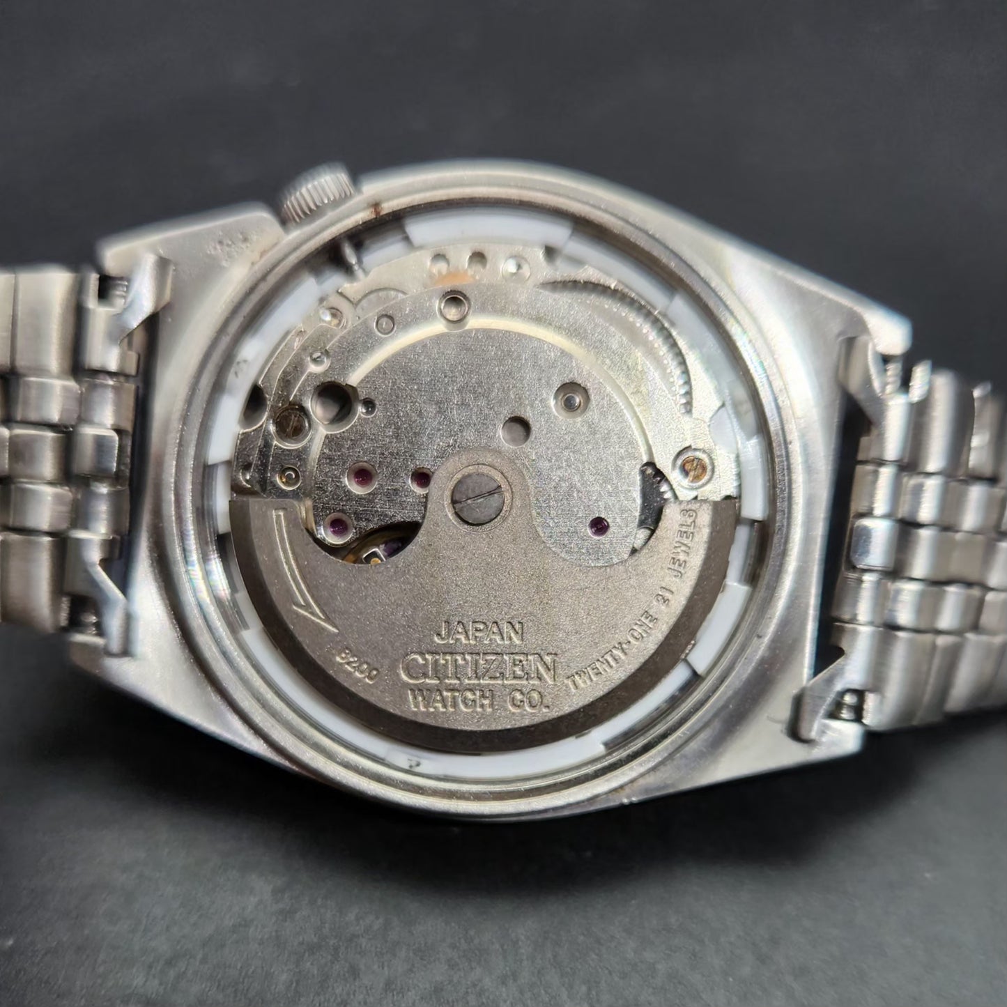 Vintage 1978 Original Citizen Automatic 8200 Cream Face 33MM case Day-Date Japanese Men's Wrist Watch CT77