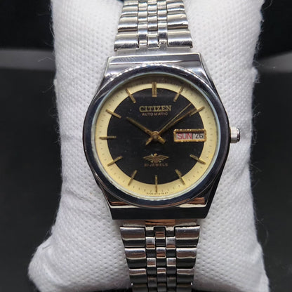 Vintage 1983 Original Citizen Automatic 8200 Grey Face 34MM case Day-Date Japanese Men's Wrist Watch CT78