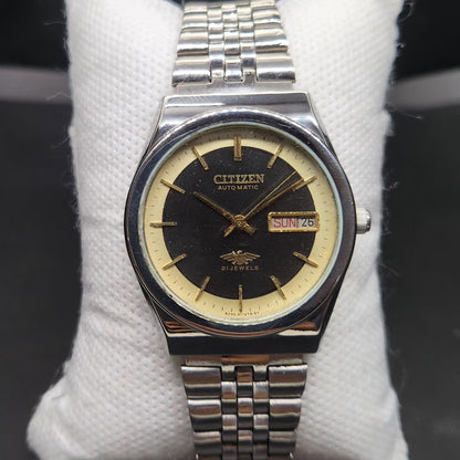 Vintage 1983 Original Citizen Automatic 8200 Grey Face 34MM case Day-Date Japanese Men's Wrist Watch CT78