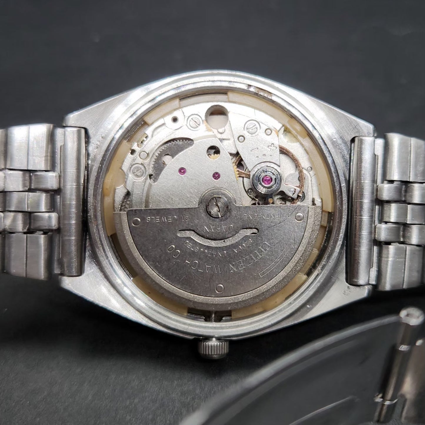 Vintage 1981 Original Citizen Automatic 8200 Gold Face 34MM case Day-Date Japanese Men's Wrist Watch CT80