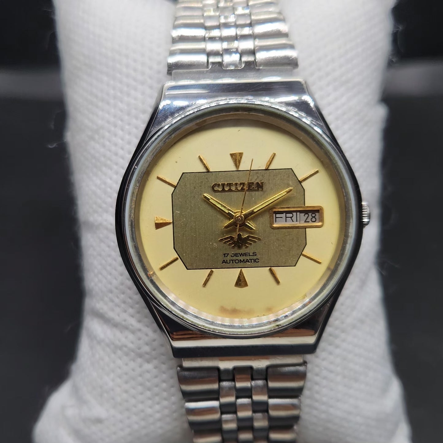 Vintage 1982 Original Citizen Automatic 8200 Gold Face 36MM case Day-Date Japanese Men's Wrist Watch CT81
