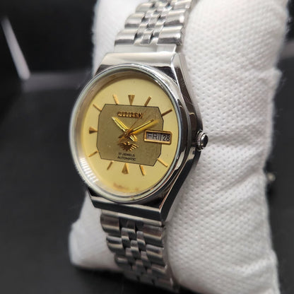 Vintage 1982 Original Citizen Automatic 8200 Gold Face 36MM case Day-Date Japanese Men's Wrist Watch CT81