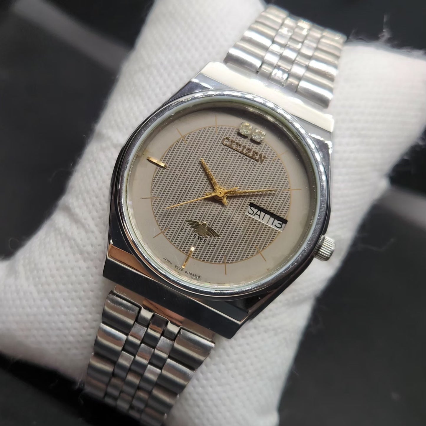 Vintage 1981 Original Citizen Automatic 8200 Grey Face 36MM case Day-Date Japanese Men's Wrist Watch CT82