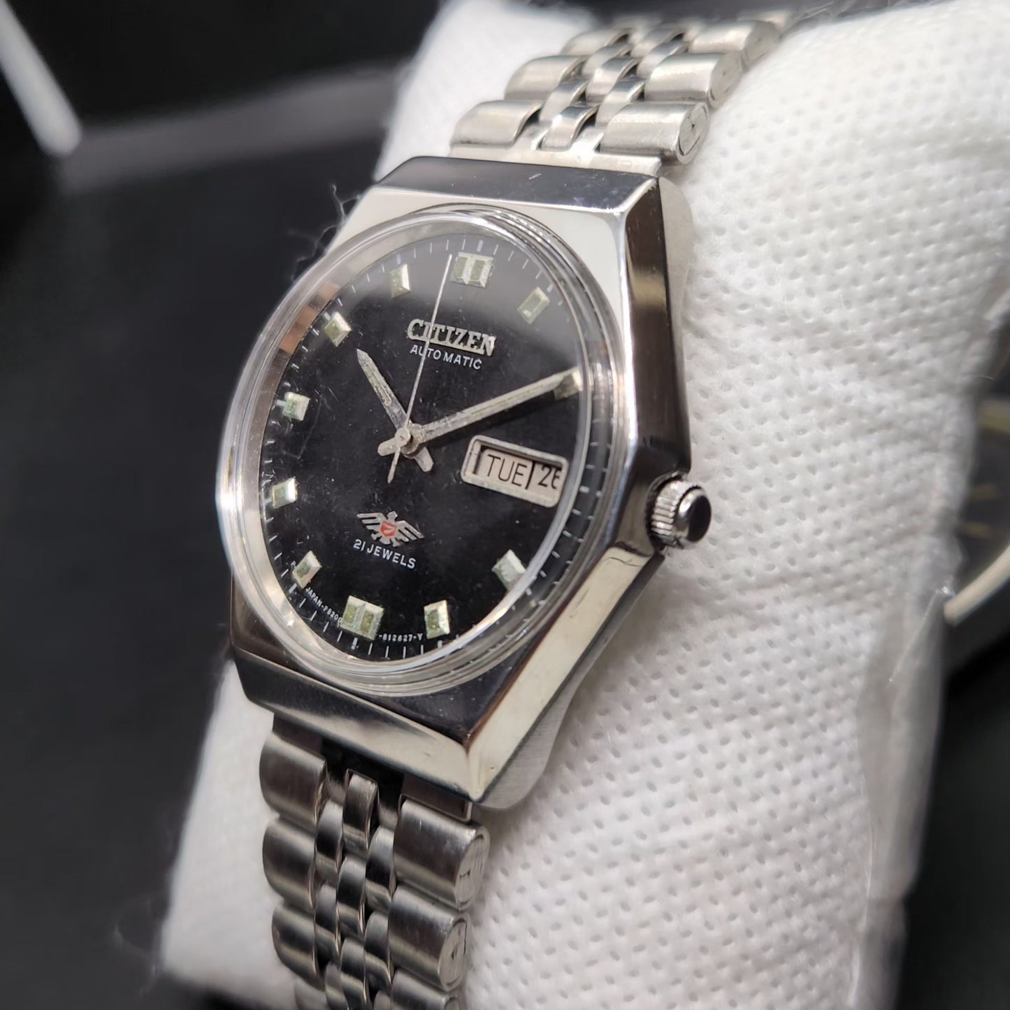 Vintage 1975 Original Citizen Automatic 8200 Black Face 35MM case Day-Date Japanese Men's Wrist Watch CT84
