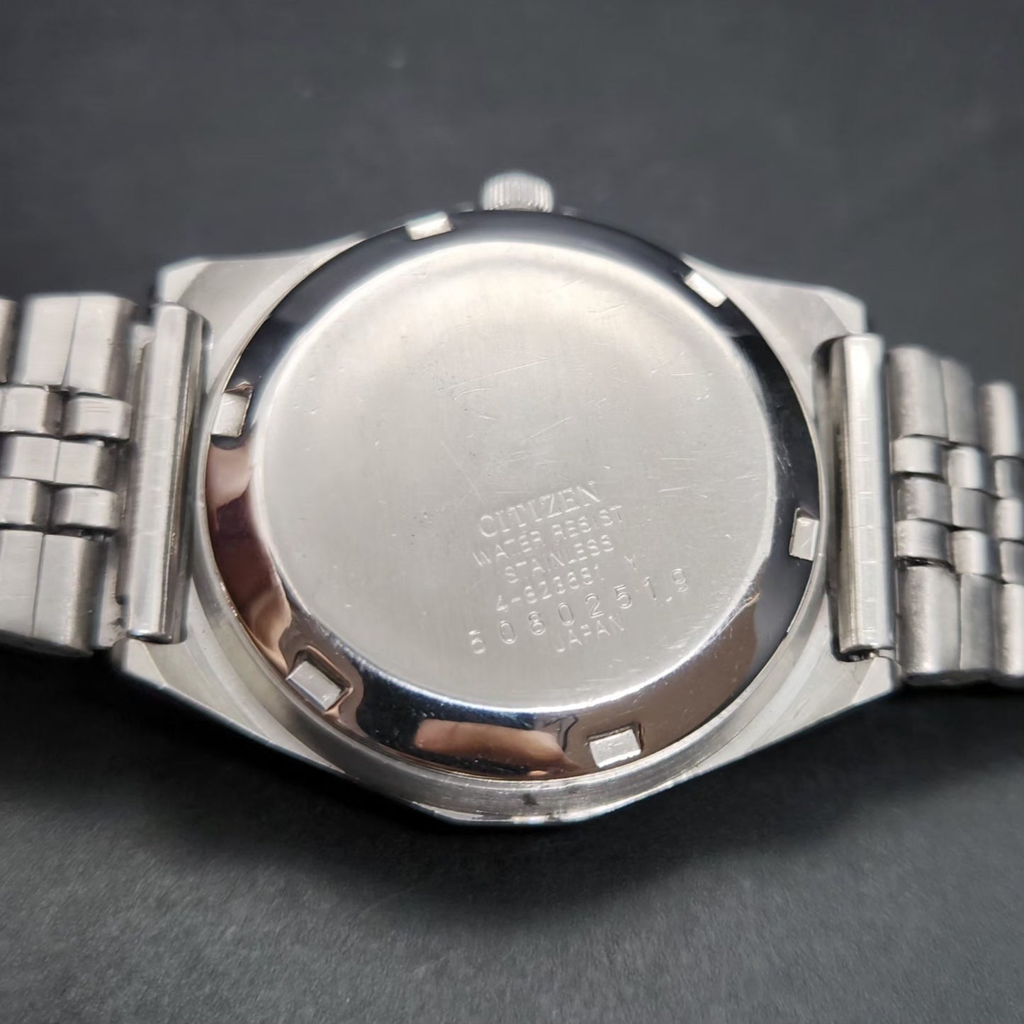 Vintage 1975 Original Citizen Automatic 8200 Black Face 35MM case Day-Date Japanese Men's Wrist Watch CT84