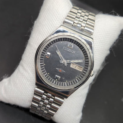 Vintage 1981 Original Citizen Automatic 8200 Grey Face 36MM case Day-Date Japanese Men's Wrist Watch CT85