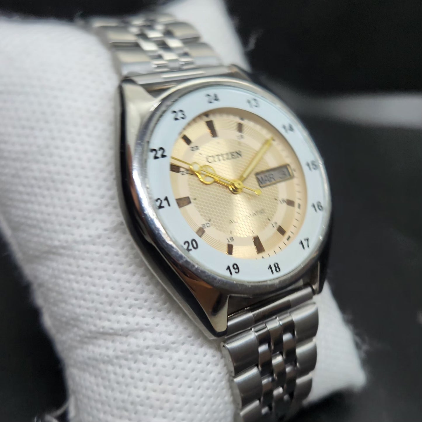 Vintage Mod Citizen 8200 Automatic Gold Face 36MM Case Railway Time Day-Date Men's Wrist Watch CT88