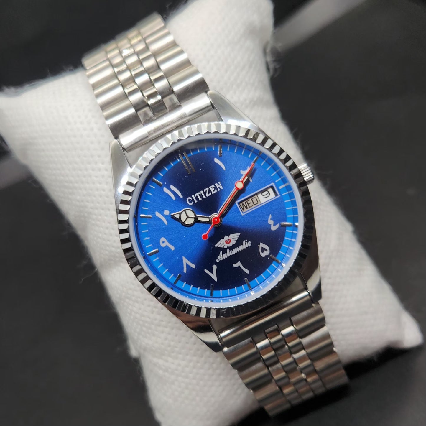 Vintage Mod Citizen Arabic 8200 Automatic Fluted Bazel Blue Face 35MM Case Day-Date Men's Wrist Watch CT89