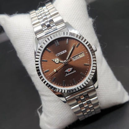 Vintage Mod Citizen 8200 Automatic Fluted Bazel Brown Face 36MM Case Day-Date Men's Wrist Watch CT90