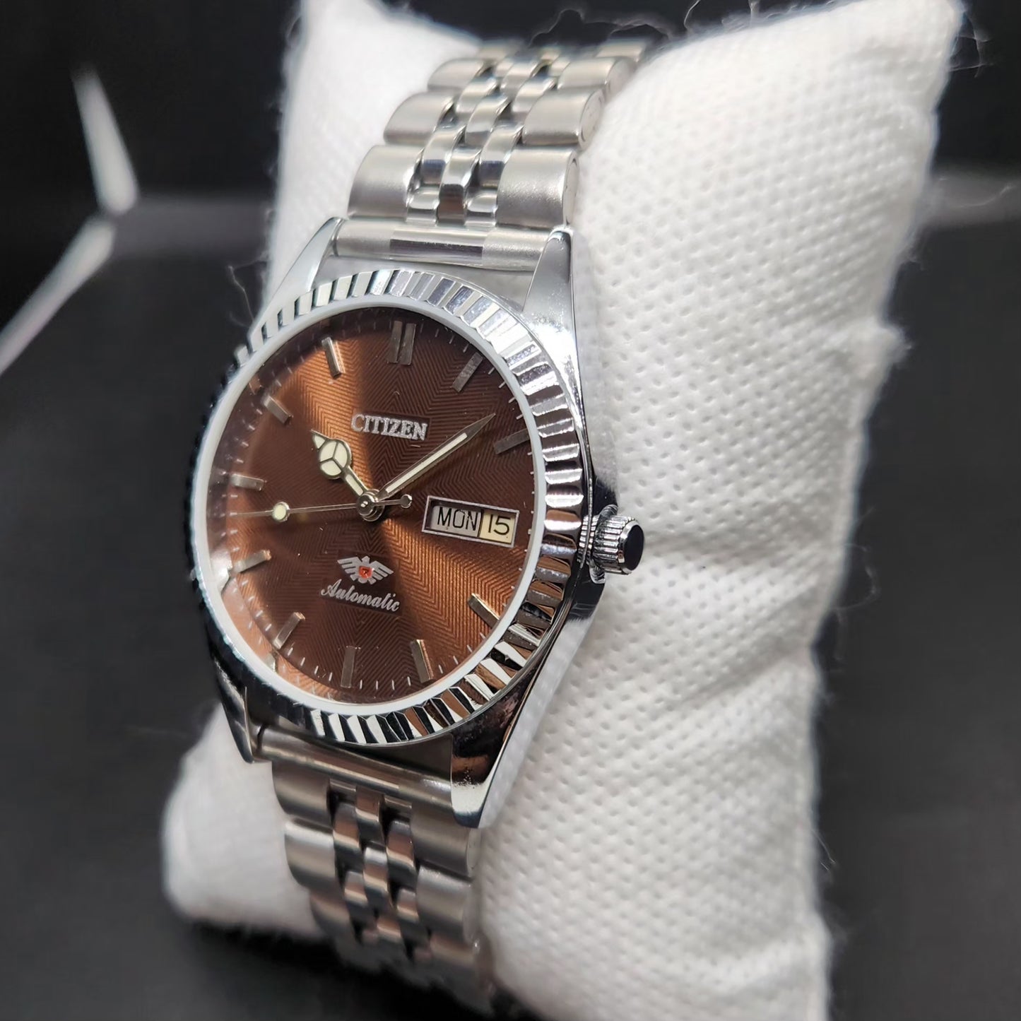 Vintage Mod Citizen 8200 Automatic Fluted Bazel Brown Face 36MM Case Day-Date Men's Wrist Watch CT90