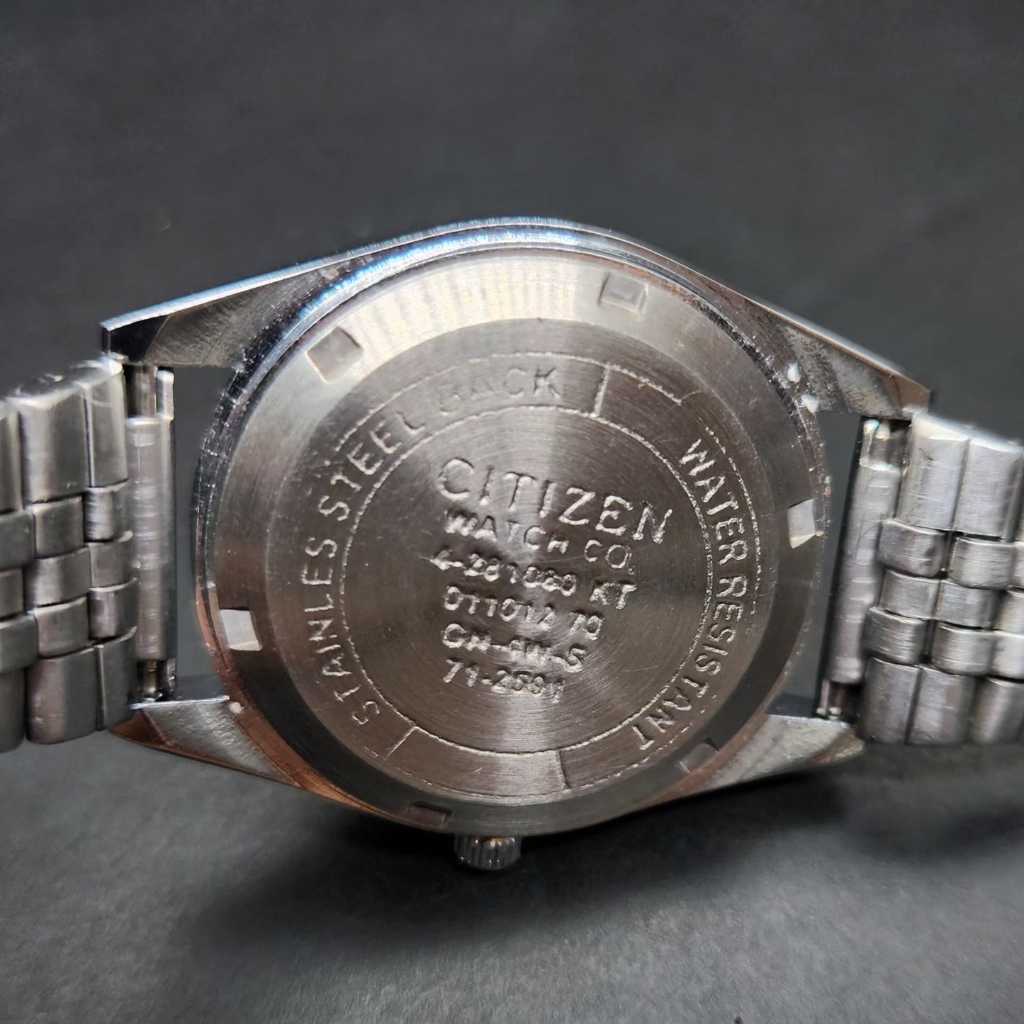 Vintage Mod Citizen 8200 Automatic Fluted Bazel Brown Face 36MM Case Day-Date Men's Wrist Watch CT90