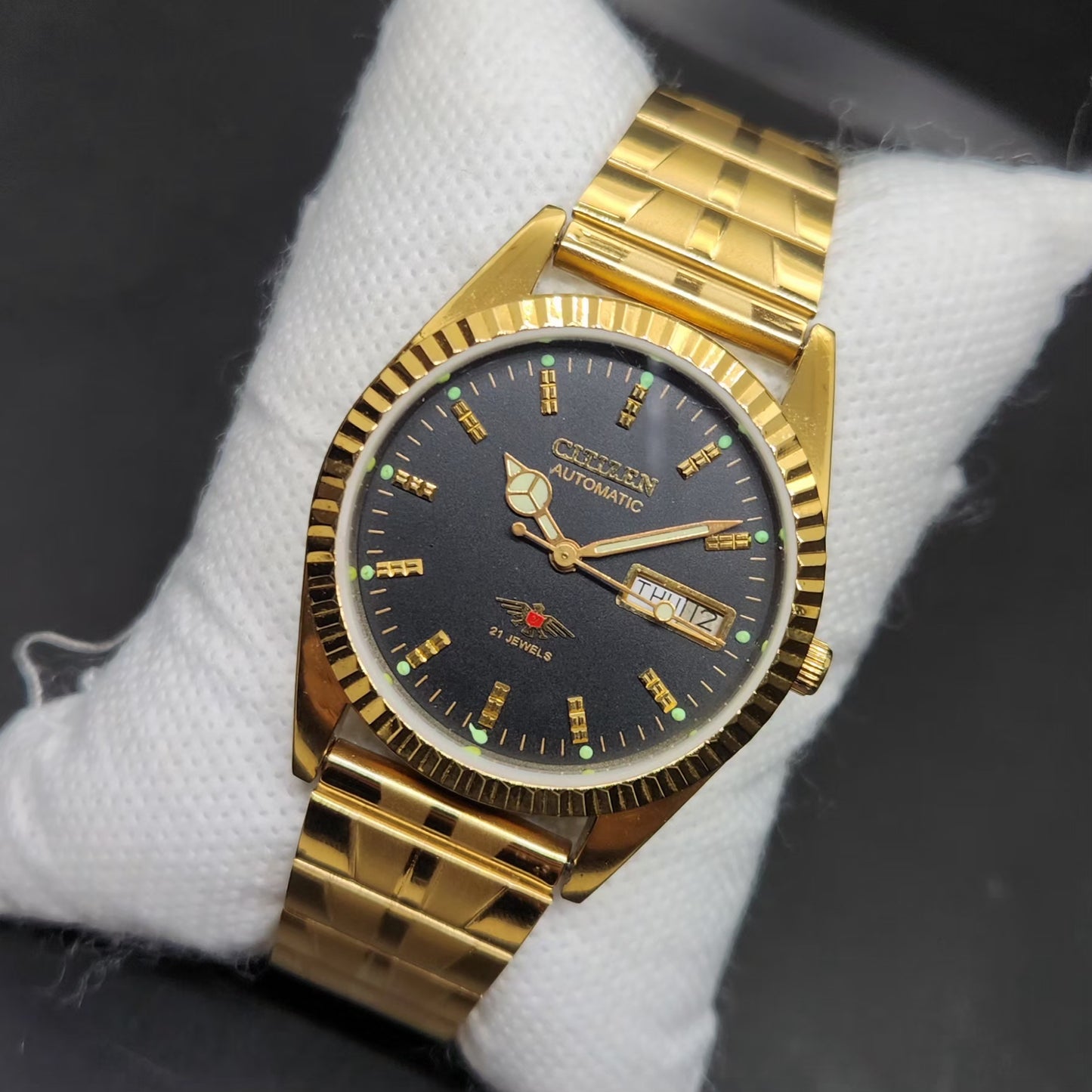 Vintage Mod Citizen 8200 Automatic Fluted Bazel Black Face 35MM Case Day-Date Men's Wrist Watch CT91