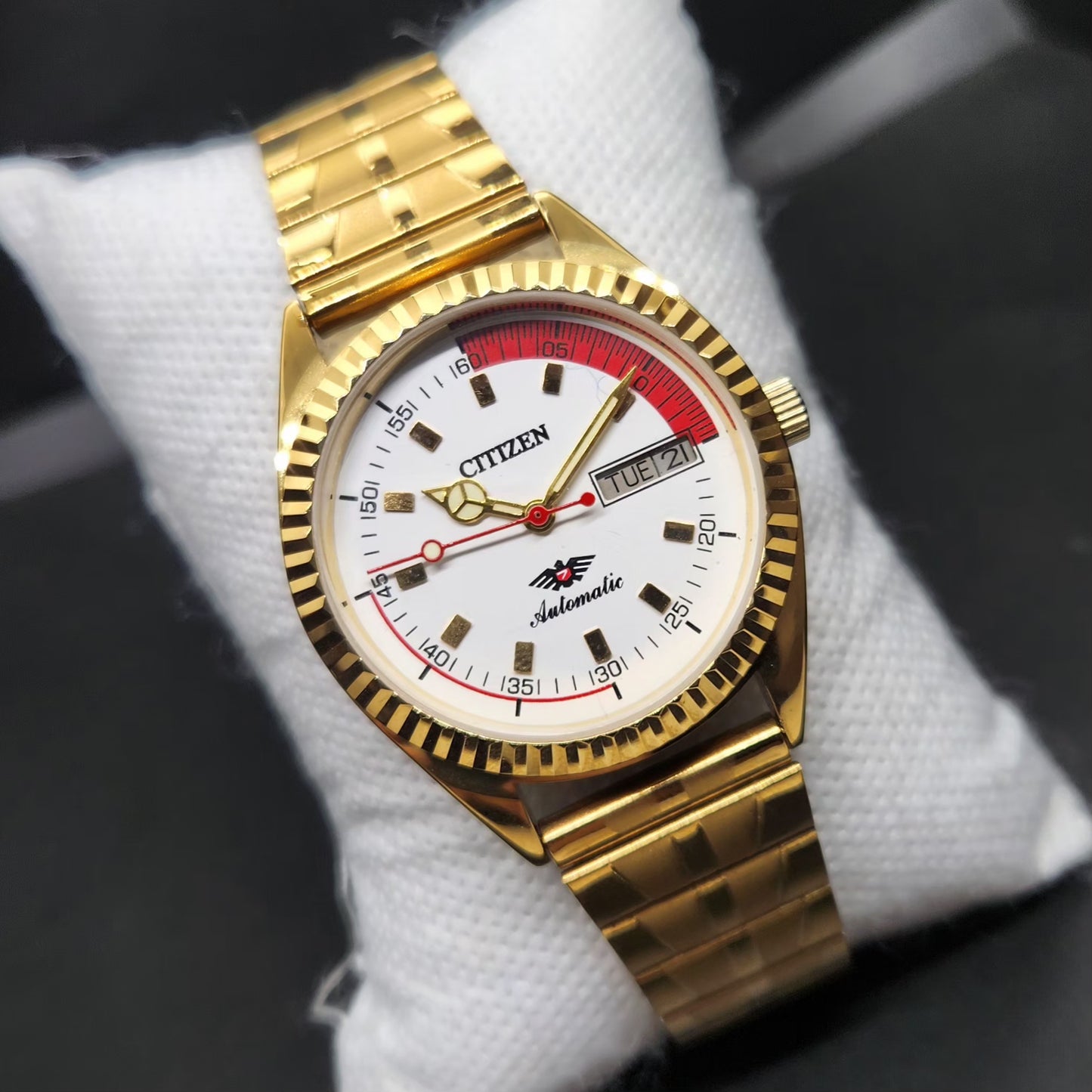 Vintage Mod Citizen 8200 Automatic Fluted Bazel White Face 35MM Case Day-Date Men's Wrist Watch CT92
