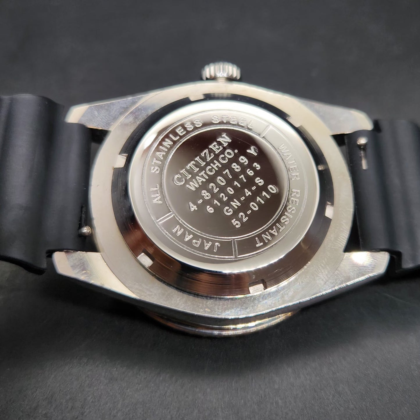 Vintage Mod Citizen 8200 Automatic Rotating Bazel Red Face 40MM Case Date Men's Wrist Watch CT93