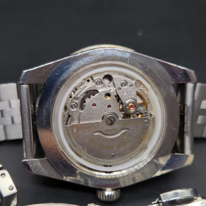 Vintage Mod Citizen 8200 Automatic Rotating Bazel Red Face 40MM Case Date Men's Wrist Watch CT97