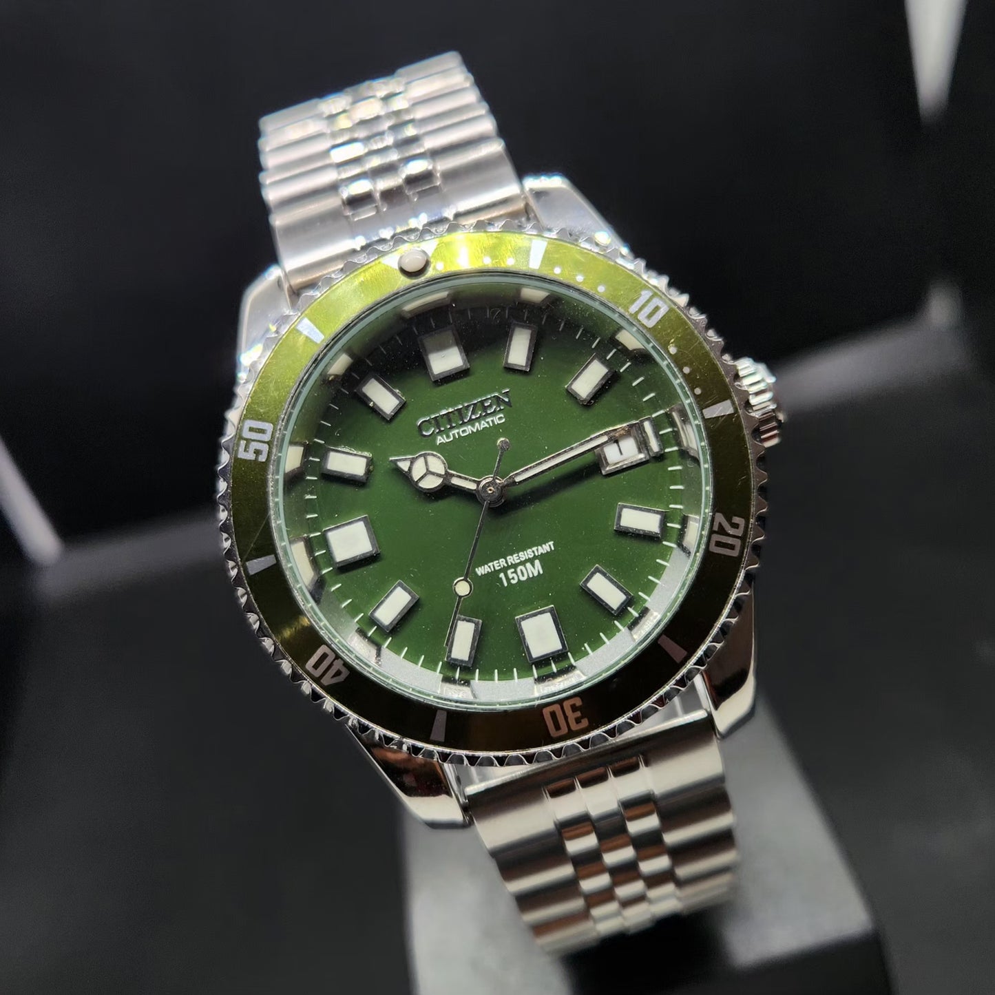 Vintage Mod Citizen 8200 Automatic Rotating Bazel Green Face 40MM Case Date Men's Wrist Watch CT99