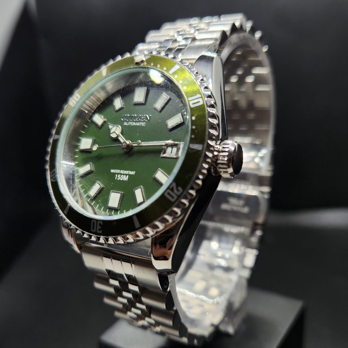 Vintage Mod Citizen 8200 Automatic Rotating Bazel Green Face 40MM Case Date Men's Wrist Watch CT99