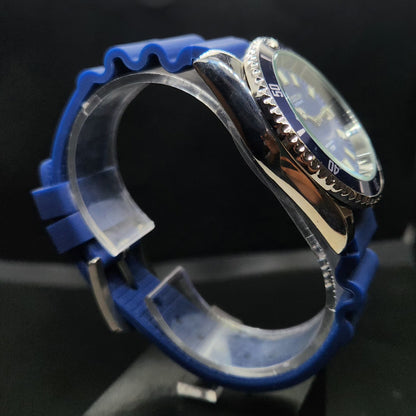 Vintage Mod Citizen 8200 Automatic Rotating Bazel Blue Face 40MM Case Date Men's Wrist Watch CT103