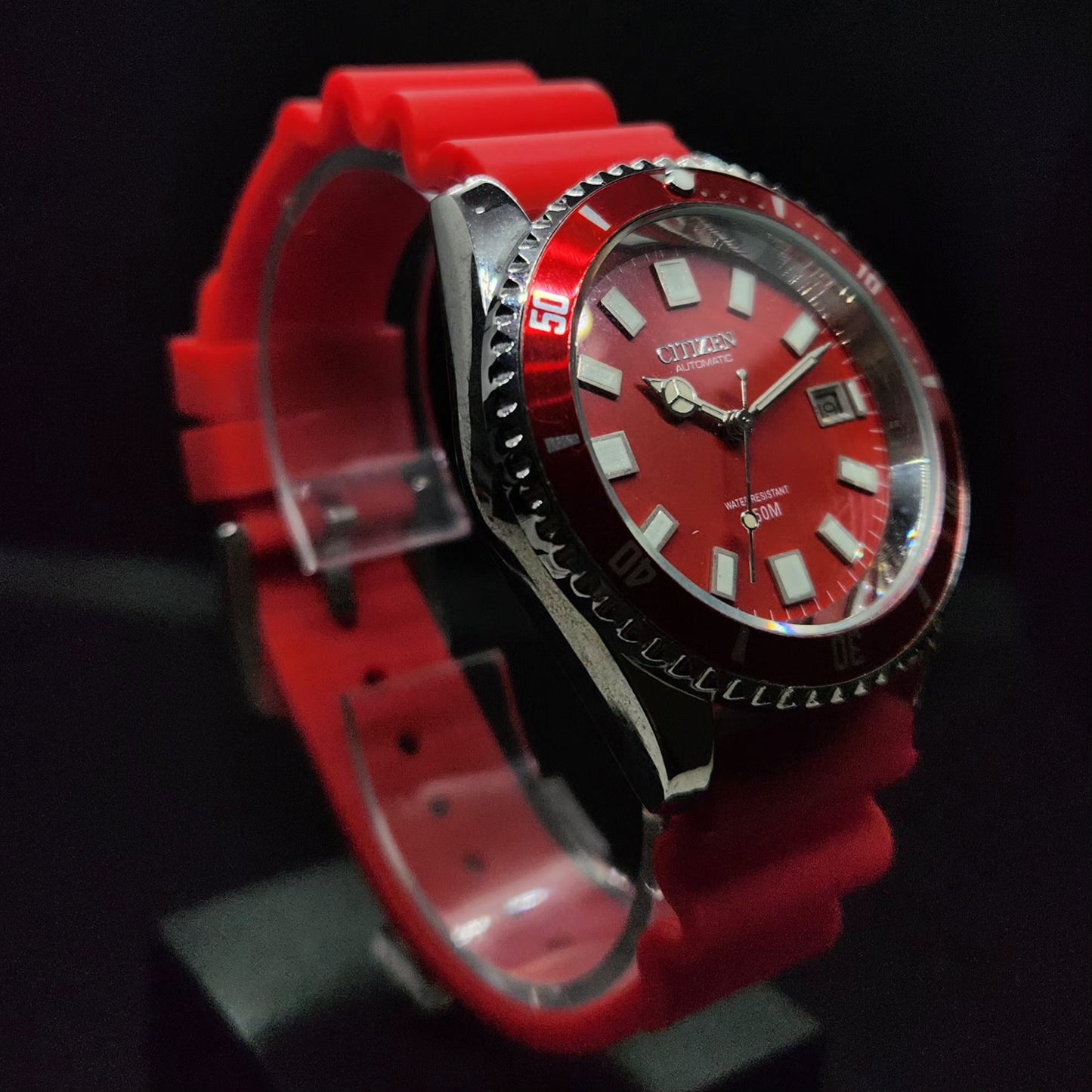 Vintage Mod Citizen 8200 Automatic Rotating Bazel Red Face 40MM Case Date Men's Wrist Watch CT104