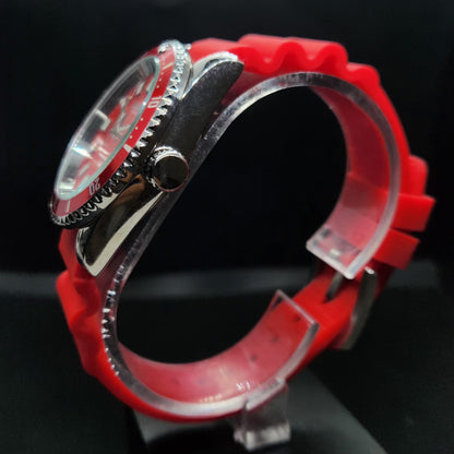 Vintage Mod Citizen 8200 Automatic Rotating Bazel Red Face 40MM Case Date Men's Wrist Watch CT104